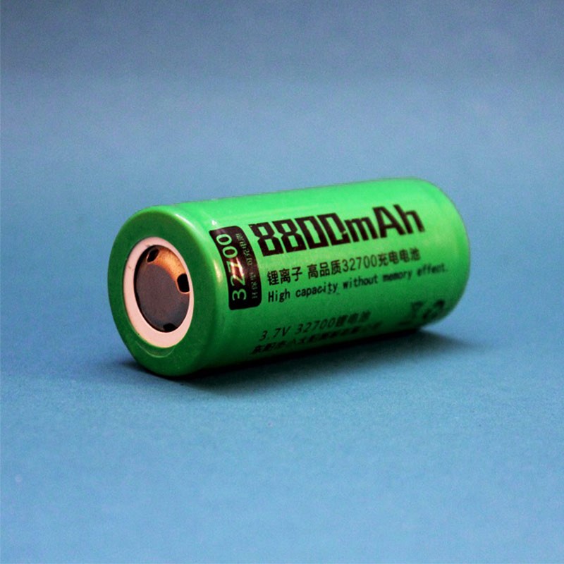 قیمت و خرید باتری اسمال سان 8800MAH مدل 32700 | باتری شارژی لیتیومی 3.7 ولت